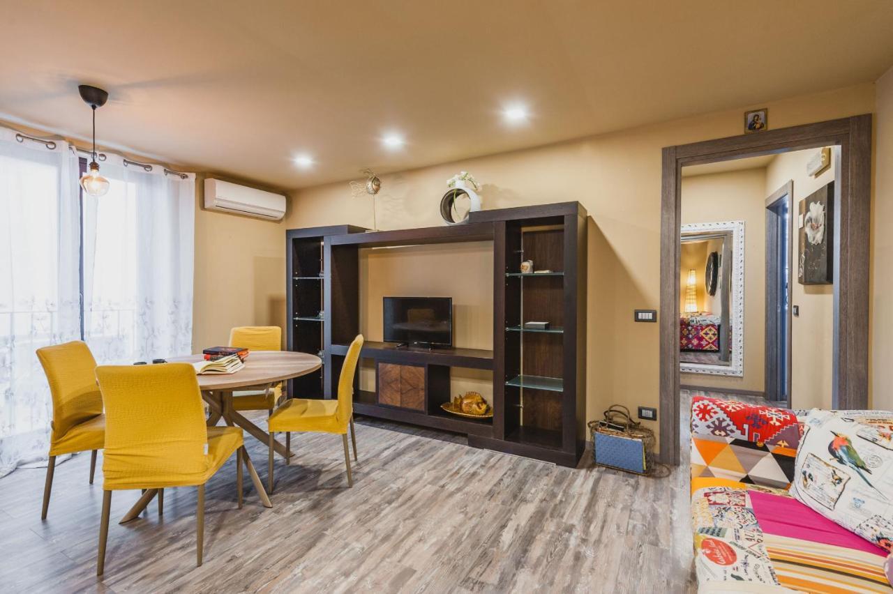 Ursino Apartment With Balcony By Wonderful Italy Катания Екстериор снимка