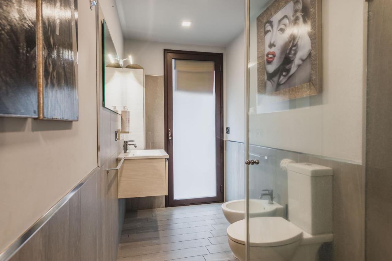 Ursino Apartment With Balcony By Wonderful Italy Катания Екстериор снимка